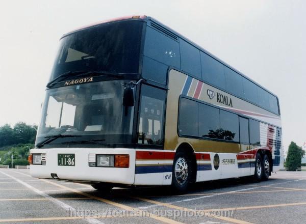三菱ふそうエアロキング P-MU515TA